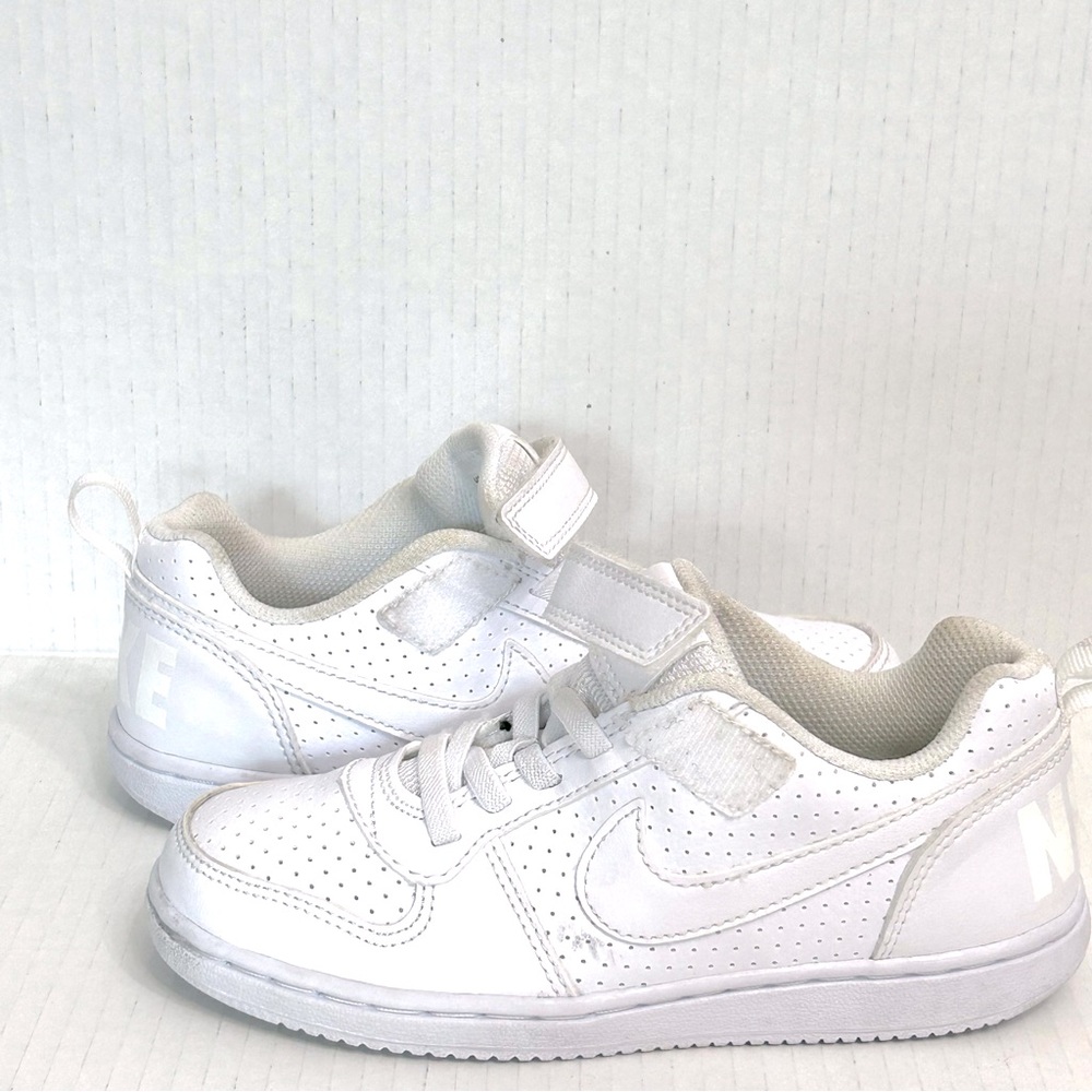 Nike Court Borough Low White Classic Sneakers with Velcro and Perforated Design